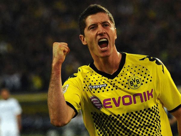  莱万多夫斯基重返安联球场受追捧  