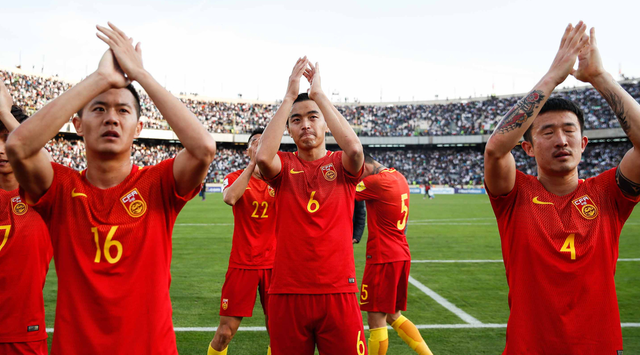  勒阿弗尔主场气势如虹，球迷山呼海啸助推攻势